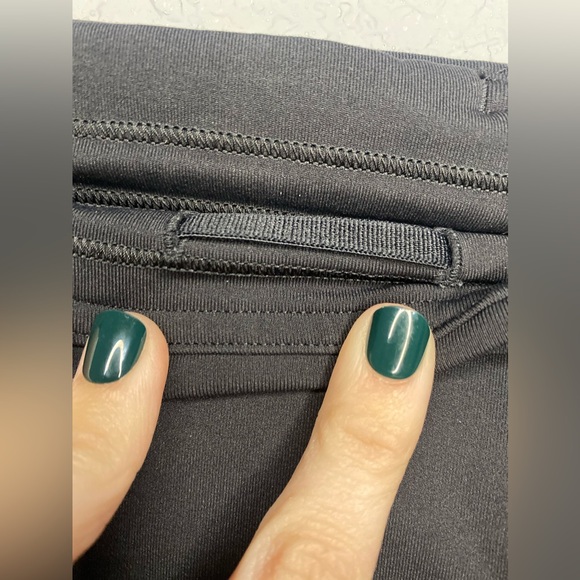 LULULEMON : Cropped legging | Size 4 - Picture 5 of 11